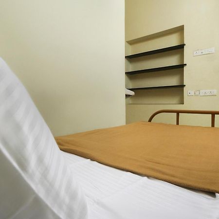 ホテル Spot On Jayalakshmi Residency Non Ac Kovilpatti エクステリア 写真